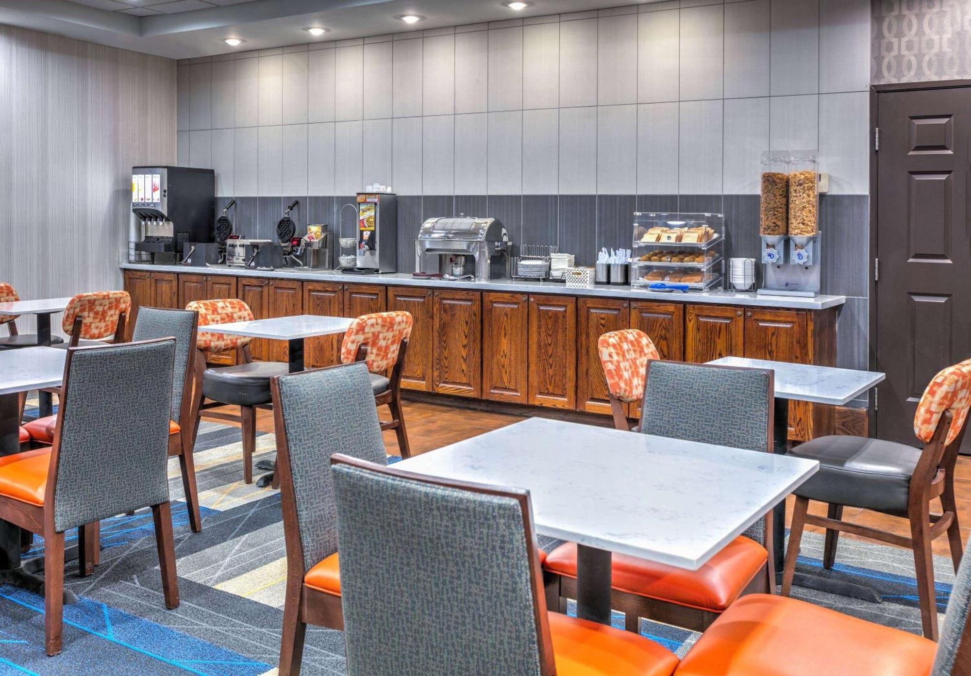 La Quinta By Wyndham Fort Worth Ne Mall Hurst Eksteriør bilde