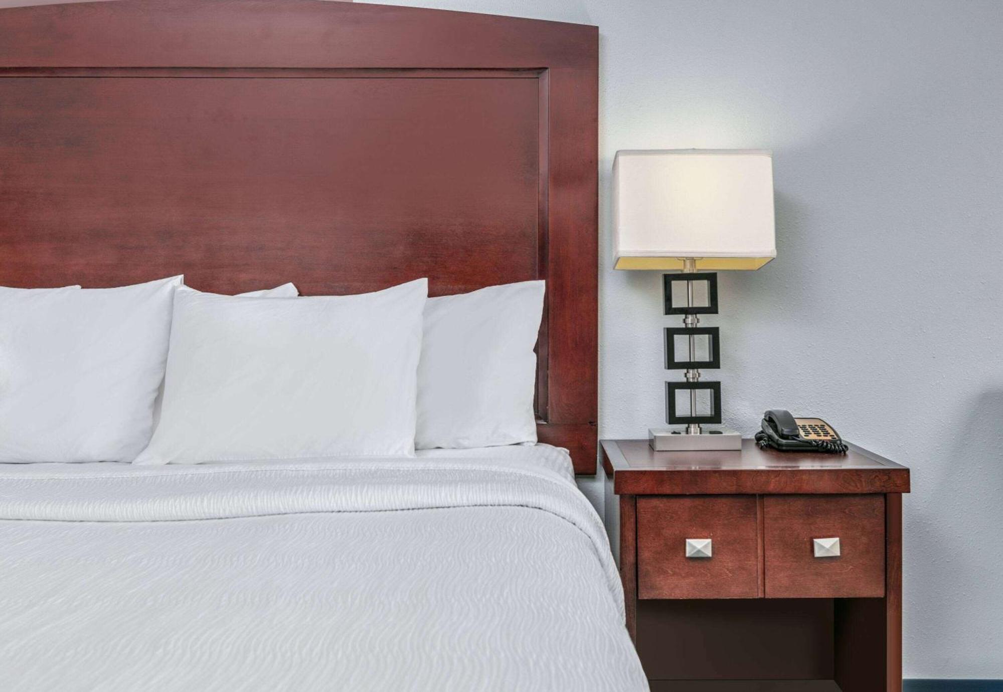 La Quinta By Wyndham Fort Worth Ne Mall Hurst Eksteriør bilde