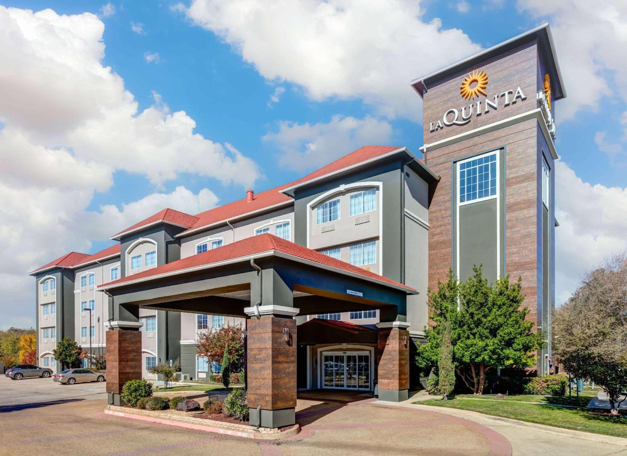 La Quinta By Wyndham Fort Worth Ne Mall Hurst Eksteriør bilde